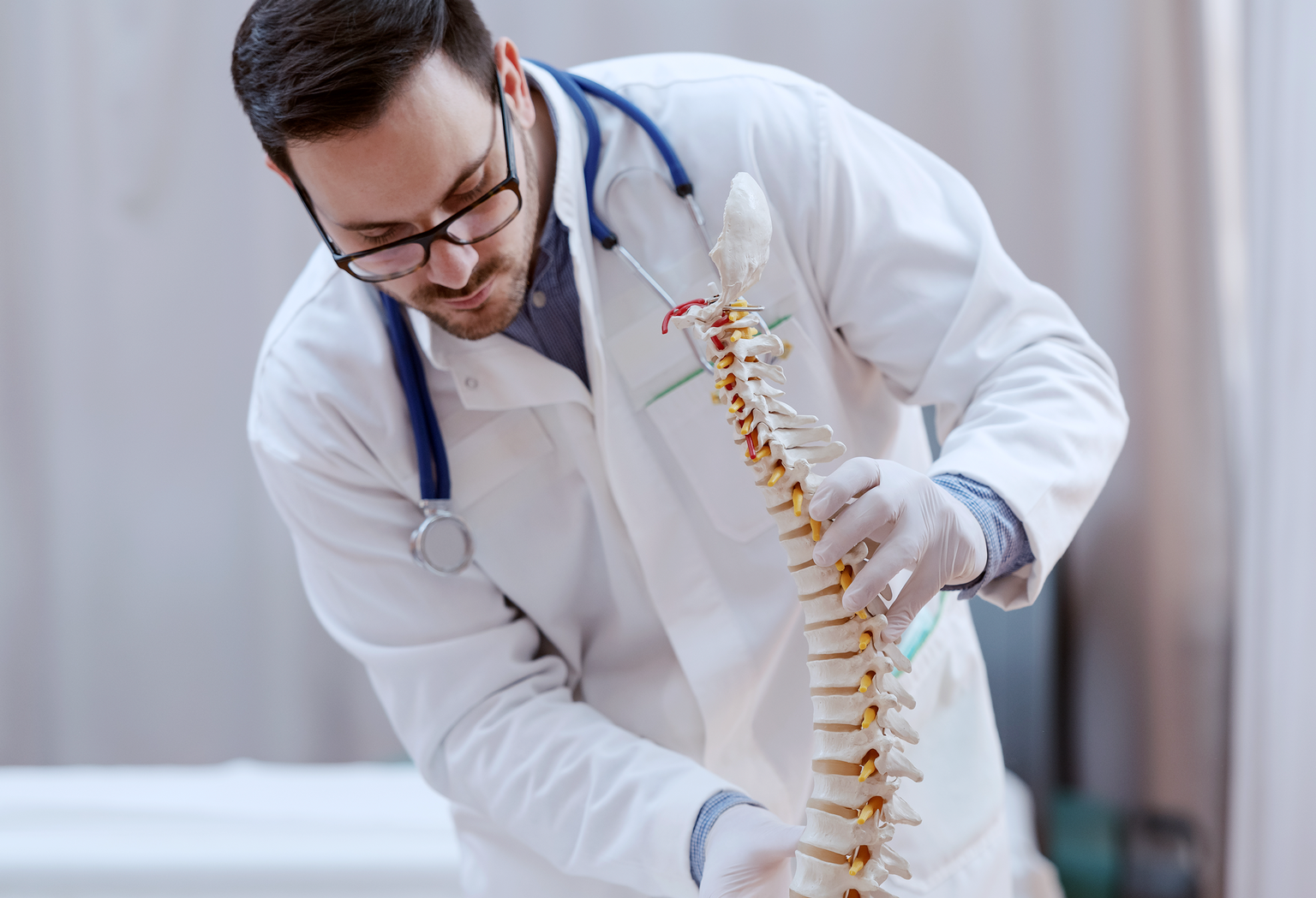 Diagram showing the patented 3-in-1 support zones of the CloudAlign Pillow